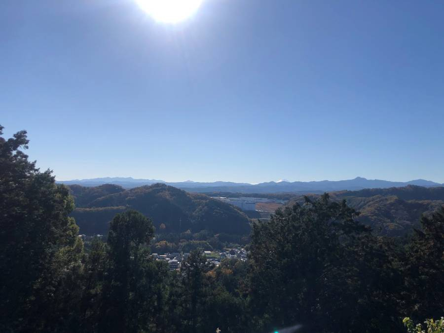 近所にある里山からの風景